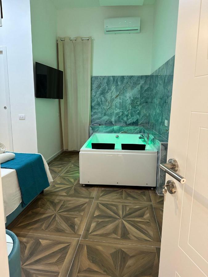 San Ferdinando Suite Room Napoli Dış mekan fotoğraf